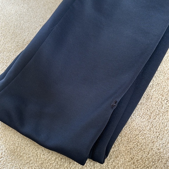 Under armour - Picture 2 of 2